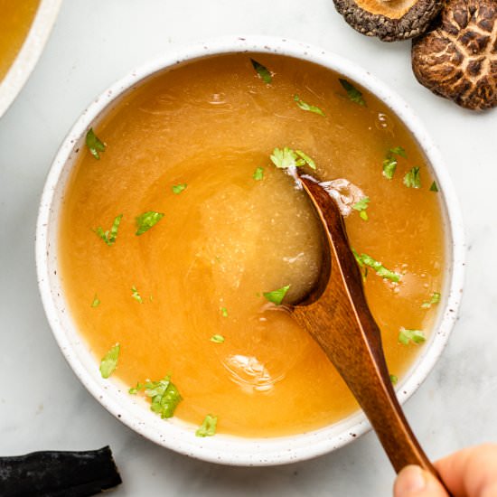 vegan umami broth