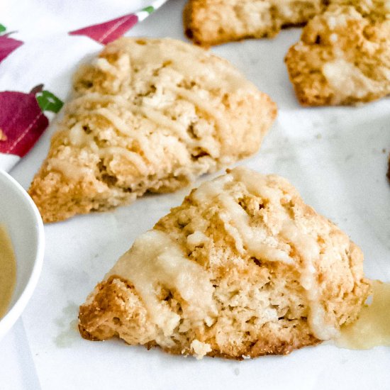 Caramel Apple Cider Scones