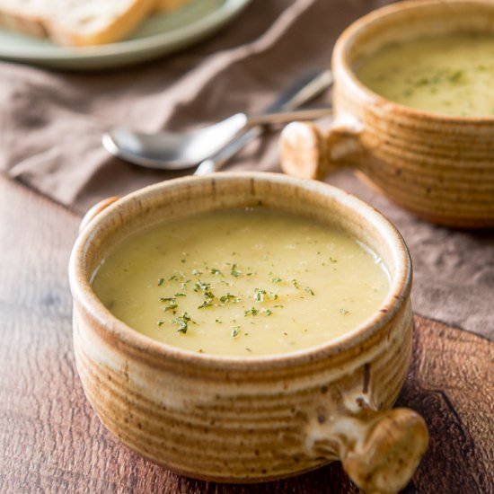 Instant Pot Potato Leek Soup