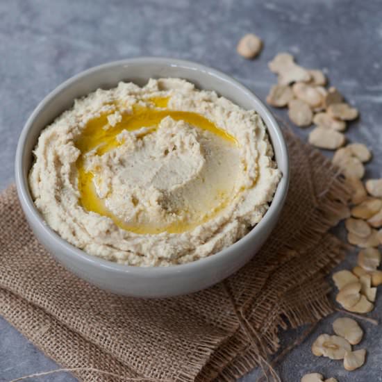 Dried fava beans hummus