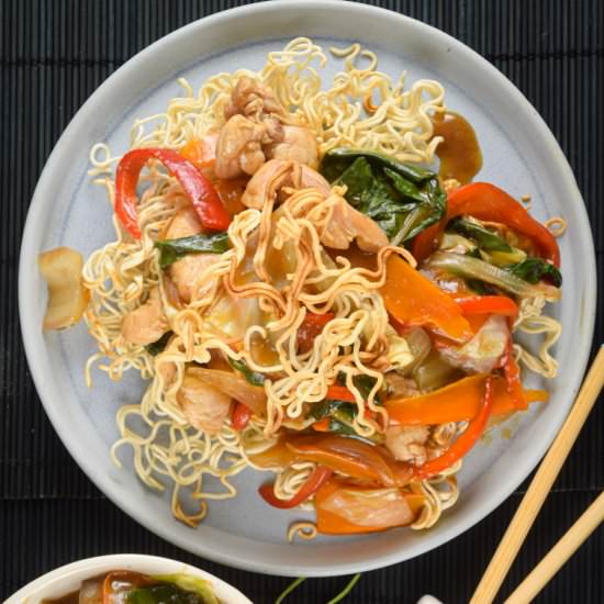 Crunchy Chow Mein Noodles