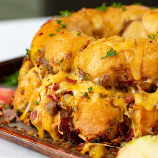 Sausage & Apple Cheesy Pull-Apart