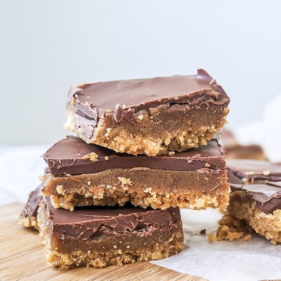 Easy Vegan Millionaire’s Shortbread