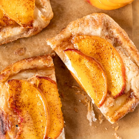 peach and cream cheese tarts