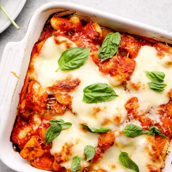 chicken parmesan gnocchi bake!