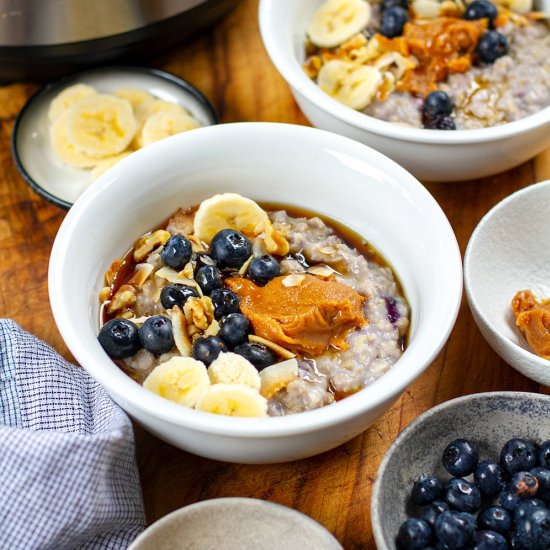 Instant Pot Blueberry Oatmeal