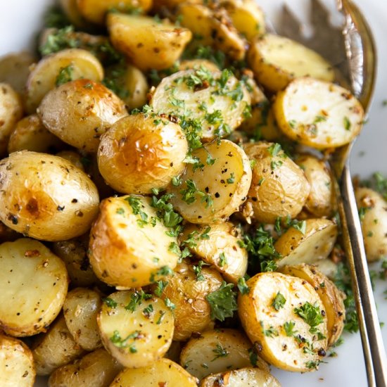 Garlic Roasted Potatoes