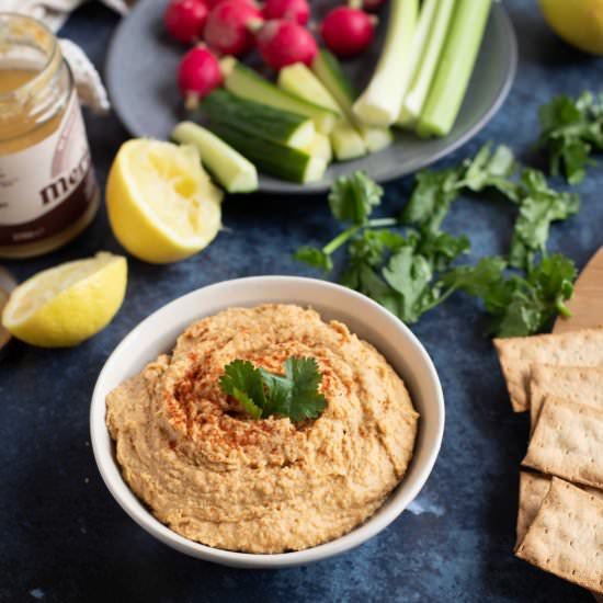 Homemade Hummus (Moroccan Style)