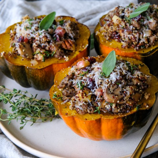 Fall Quinoa Stuffed Acorn Squash