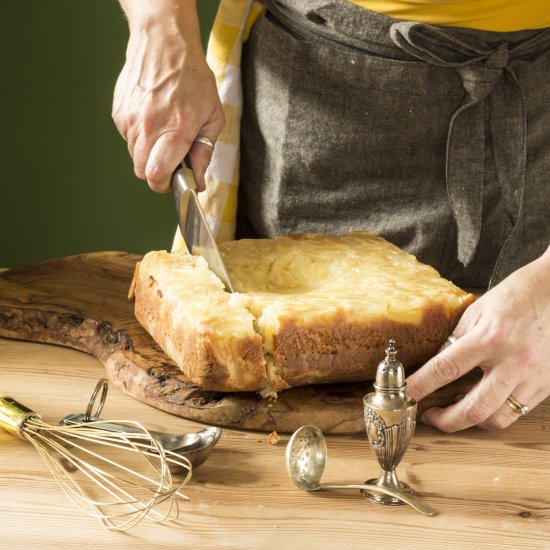 Storecupboard pineapple cake