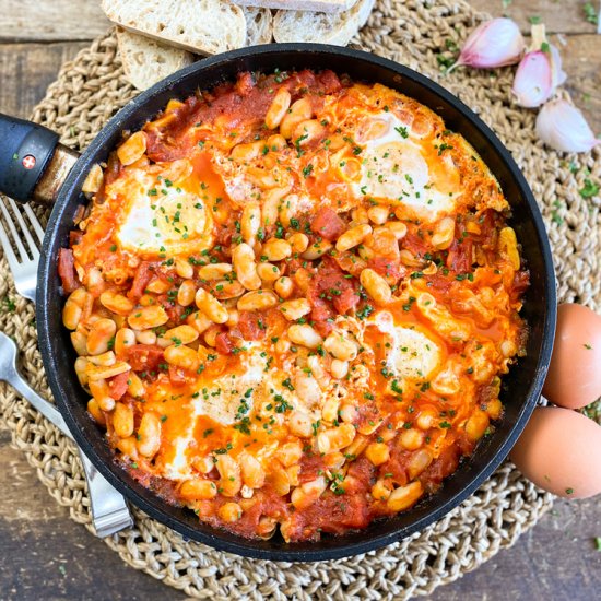 Spanish Beans & Eggs