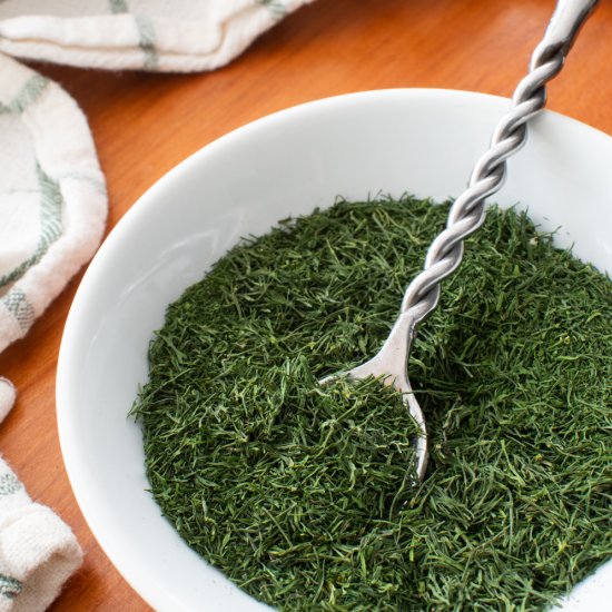 How to Dry Fresh Dill