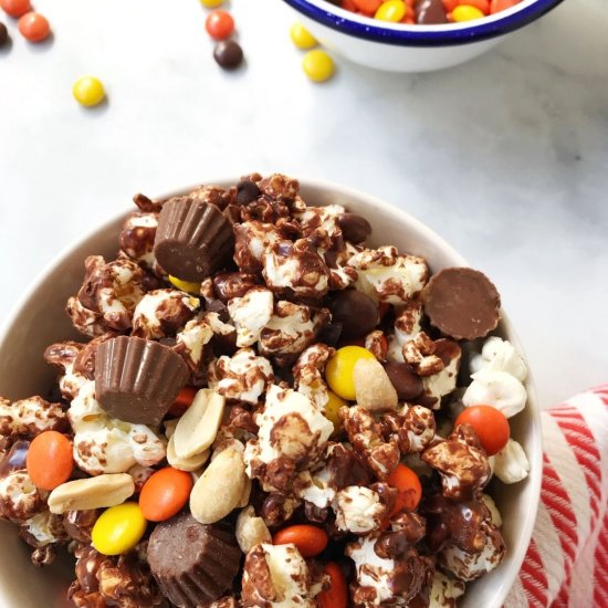 Chocolate Peanut Butter Popcorn