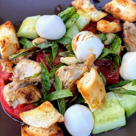 PANZANELLA SALAD WITH CHICKEN