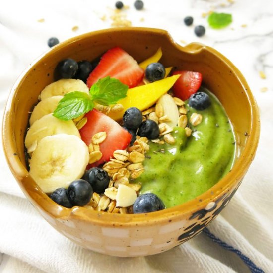 Matcha Smoothie Bowl