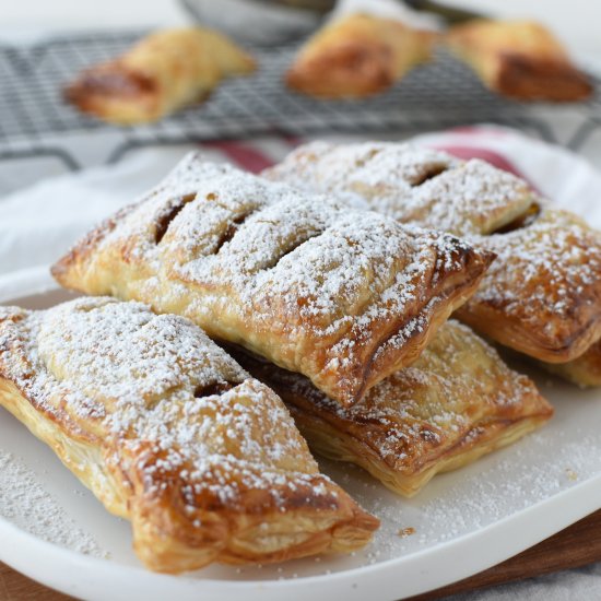 Apple Turnovers with puff pastry