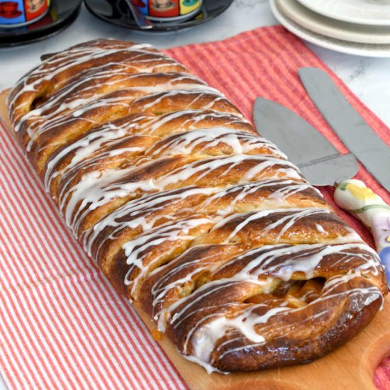 Apple Danish Braid