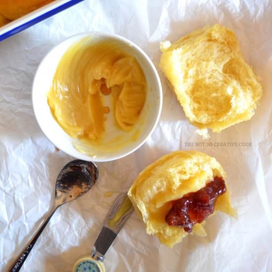 MAPLE BUTTER BREAD ROLLS