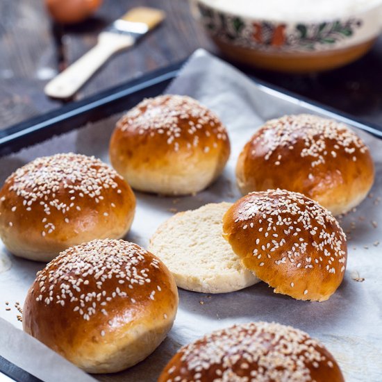 Easy Burger Buns