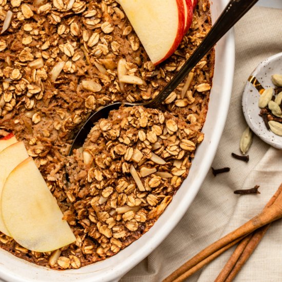 Apple Chai Baked Oatmeal