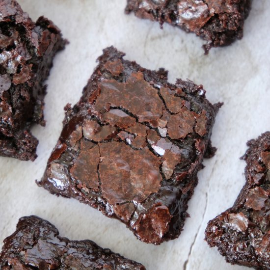 Chewy, Fudgy Vegan Brownies