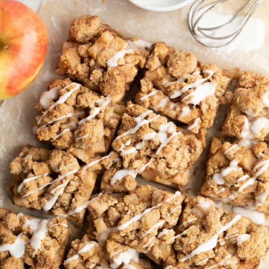 Healthy Apple Pie Bars