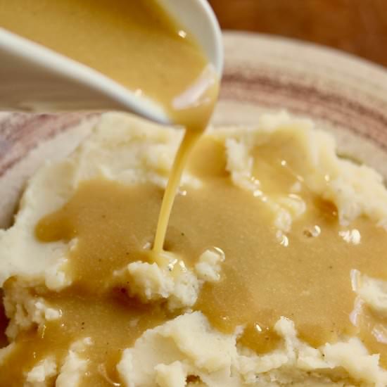 Easy Vegan Gravy