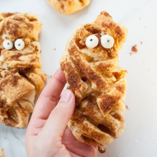 mummy apple hand pies