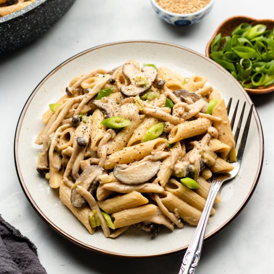 1-pot creamy miso mushroom pasta