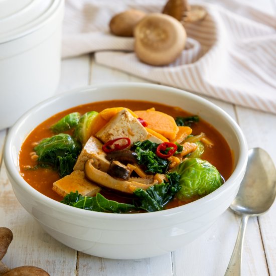 Sweet Potato Kale Curry Soup