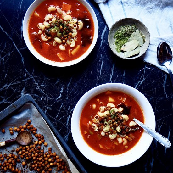 minestrone with chickpea croutons