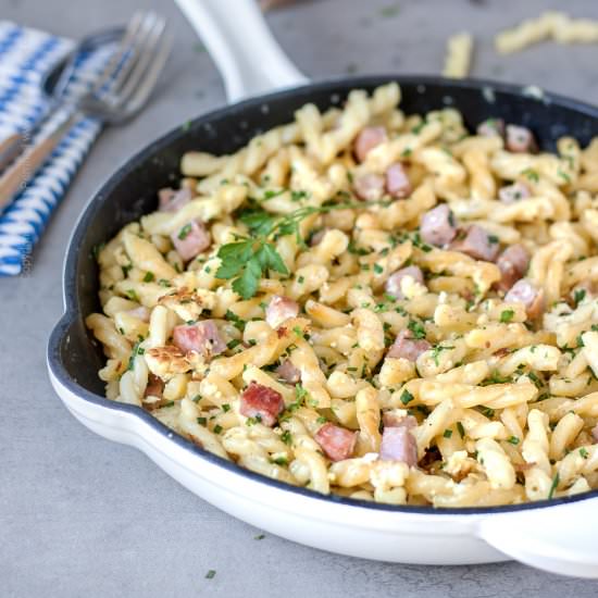 Fried Pasta with Ham Schinkennudeln