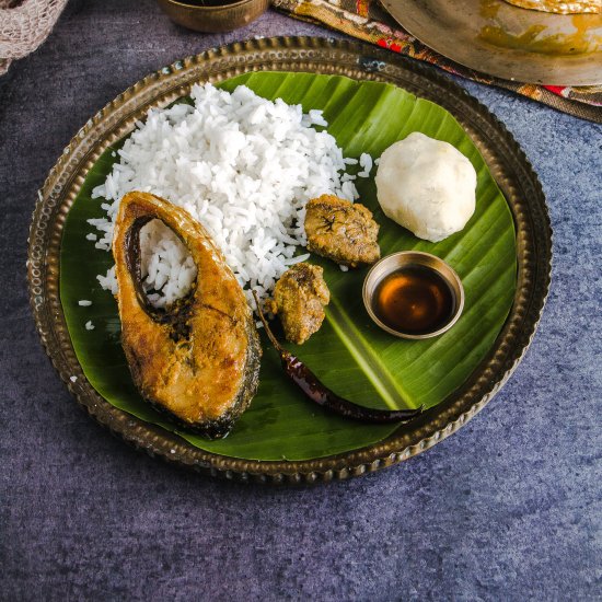 Ilish Mach Bhaja / Fried Ilish