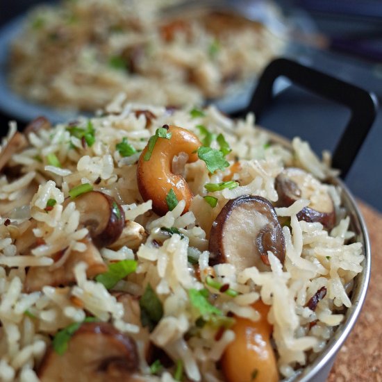 Mushroom & Garlic Indian Pulao Rice