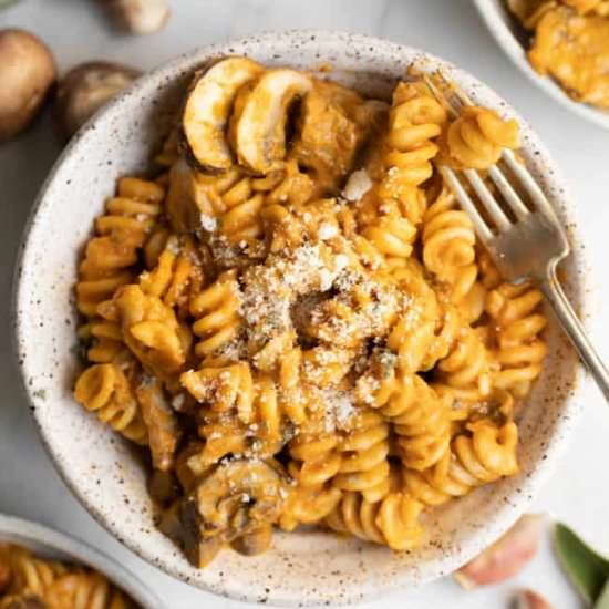 Creamy Vegan Pumpkin Pasta