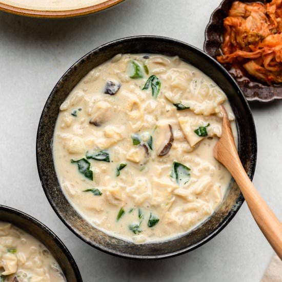 zosui (japanese rice soup)