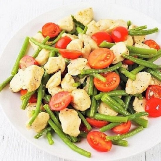 garlic chicken, beans & tomatoes