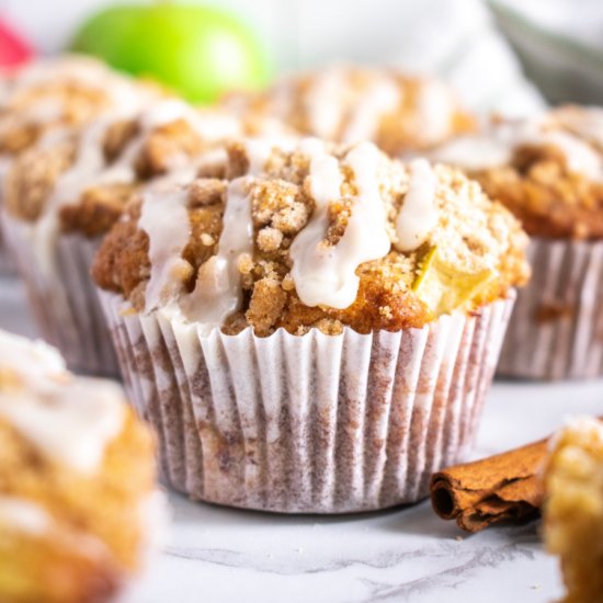 Apple Crumb Muffins