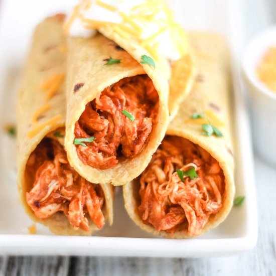 3-Ingredient Crockpot Chicken Tacos