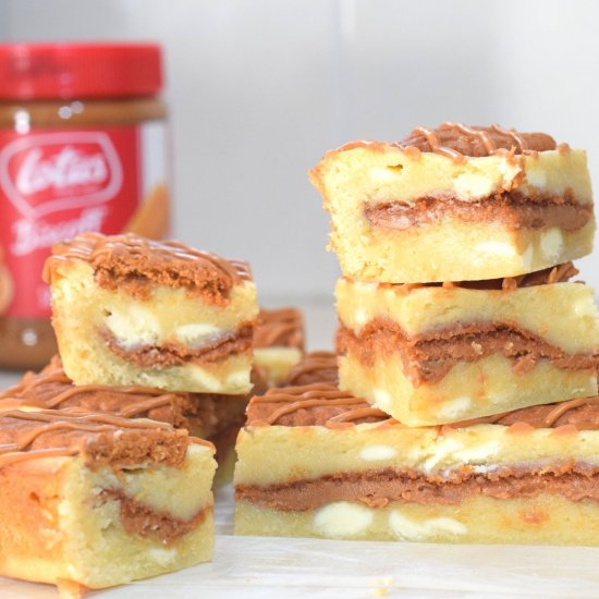 Biscoff Stuffed White Choc Blondies