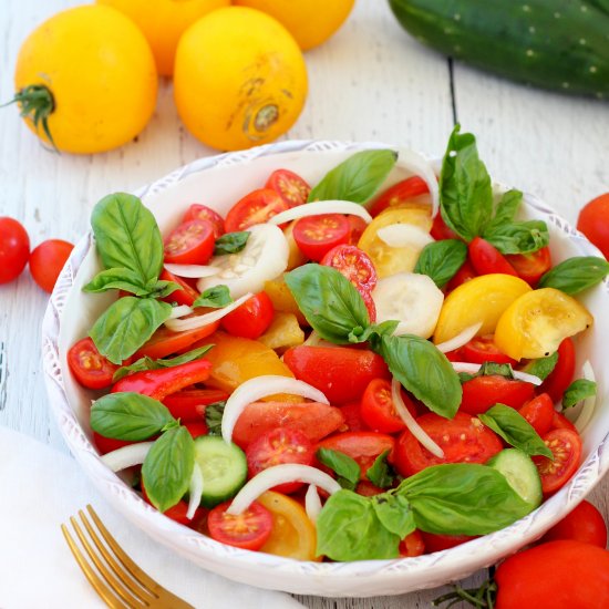 EASY TOMATO AND CUCUMBER SALAD