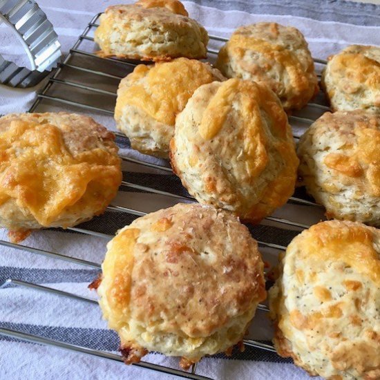 Easy Cheesy Biscuits