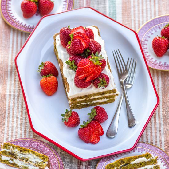 Fresh Berry and Nut Flour Cake