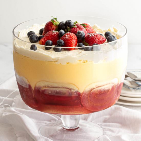 Super Easy Trifle with Custard