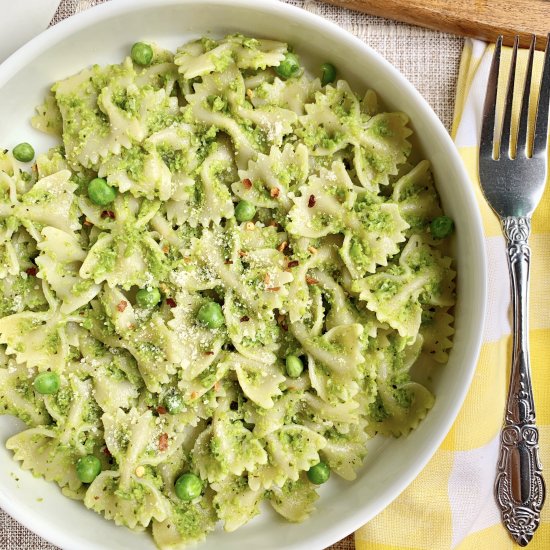 Pasta with Pea Pesto