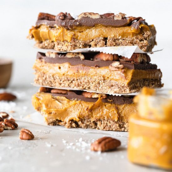 Pumpkin Spice Caramel Slice