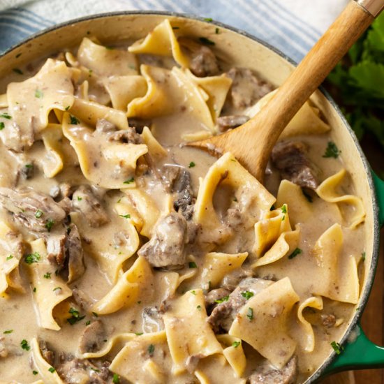 Slow Cooker Beef Stroganoff