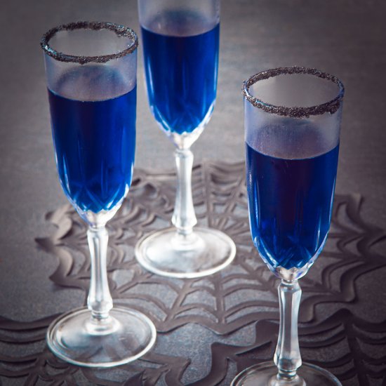 Halloween blues cocktail