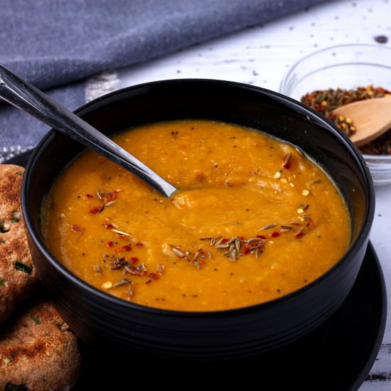 Spiced carrot and lentil soup