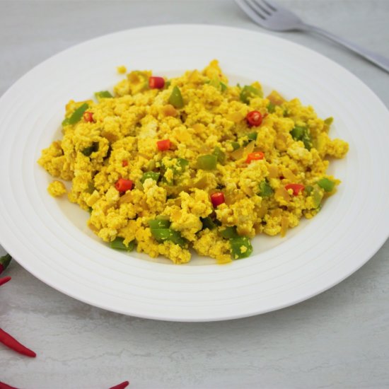 Tofu scramble with turmeric | Vegan